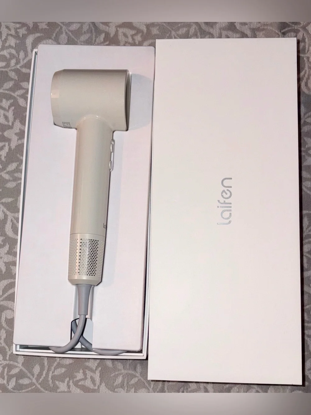 ✨ LAIFEN ✨ Like New Hair Dryer SE Lite With Box And 2 Nozzles Glossy Tan